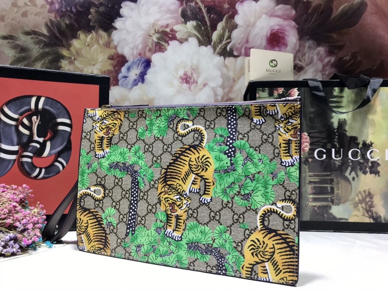 Gucci Clutch Bags